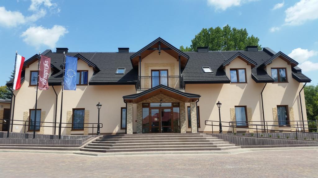 Hotel Impressa Niedrzwica Duża Екстериор снимка