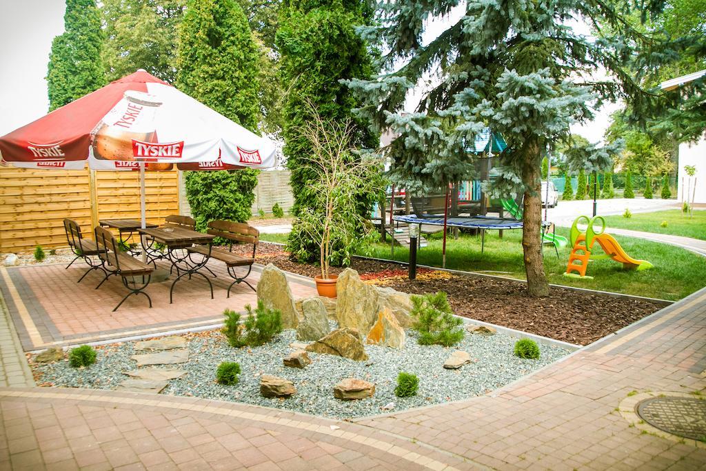 Hotel Impressa Niedrzwica Duża Екстериор снимка